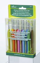 Load image into Gallery viewer, Clover 3672 Amour Crochet Hook Set, 10 sizes